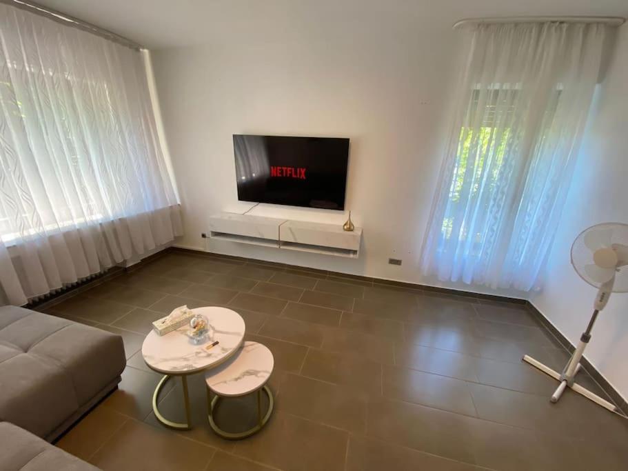 Ferien-Villa Direkt Am Rhein Sauna/Whirlpool Gotterswickerhamm エクステリア 写真