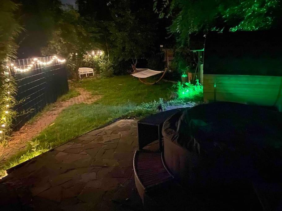 Ferien-Villa Direkt Am Rhein Sauna/Whirlpool Gotterswickerhamm エクステリア 写真